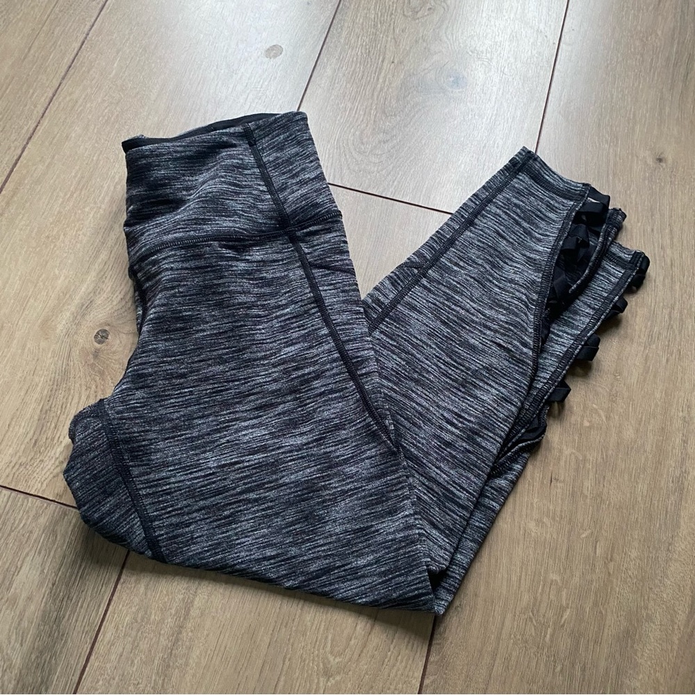 Victoria’s Secret Sport Cropped Knockout Tight